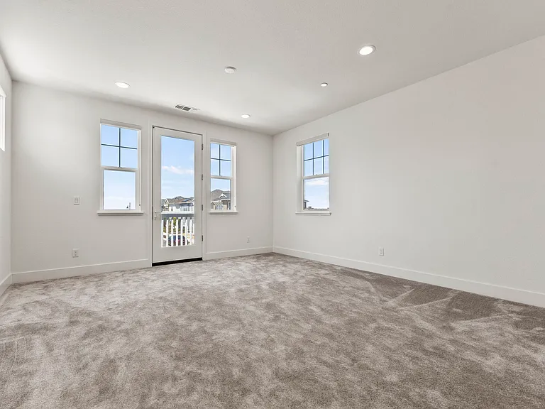 Loft - 2nd Floor