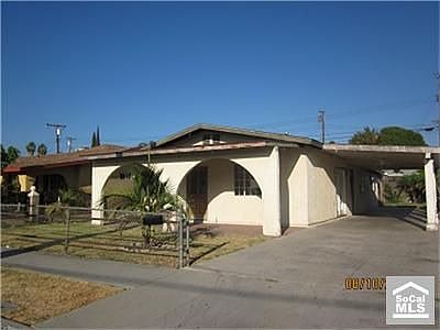 1st image of 302 S Sandalwood Ave