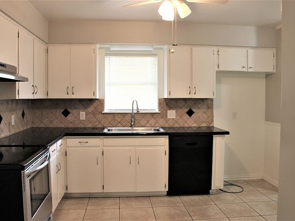 4th image of 5390 Oriole Dr