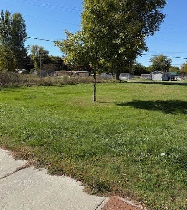 2nd image of 19 Elm Street