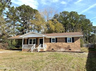 116 Kellumtown Rd, Hubert, NC 28539