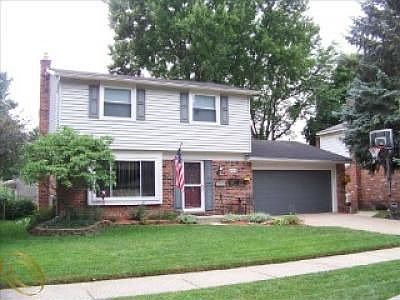 1st image of 39519 Birchwood Dr