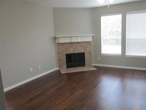 2nd image of 1416 McKenzie Dr