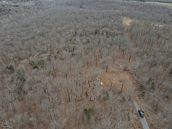 3rd image of 9399 W 809th Rd