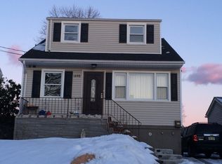 1859 Barnett St, Rahway, NJ 07065
