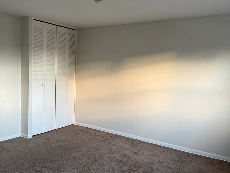 973 Regina Dr — Photo 5