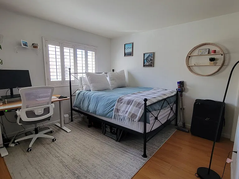 801 W Hawthorn St W #400 — Photo 10
