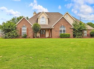 96 Winding Wood Dr, Wetumpka, AL 36093