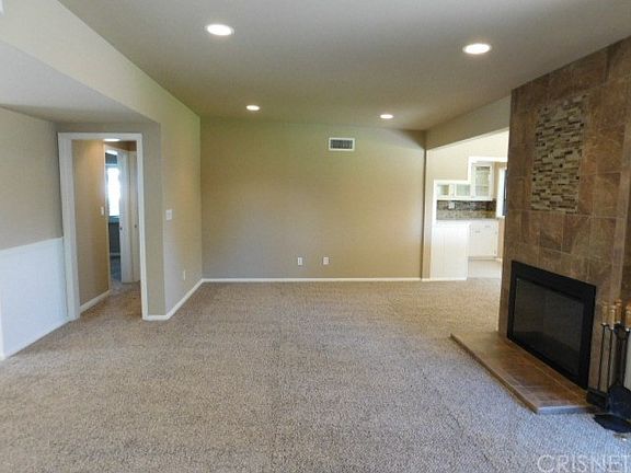5th image of 10008 McLennan Ave