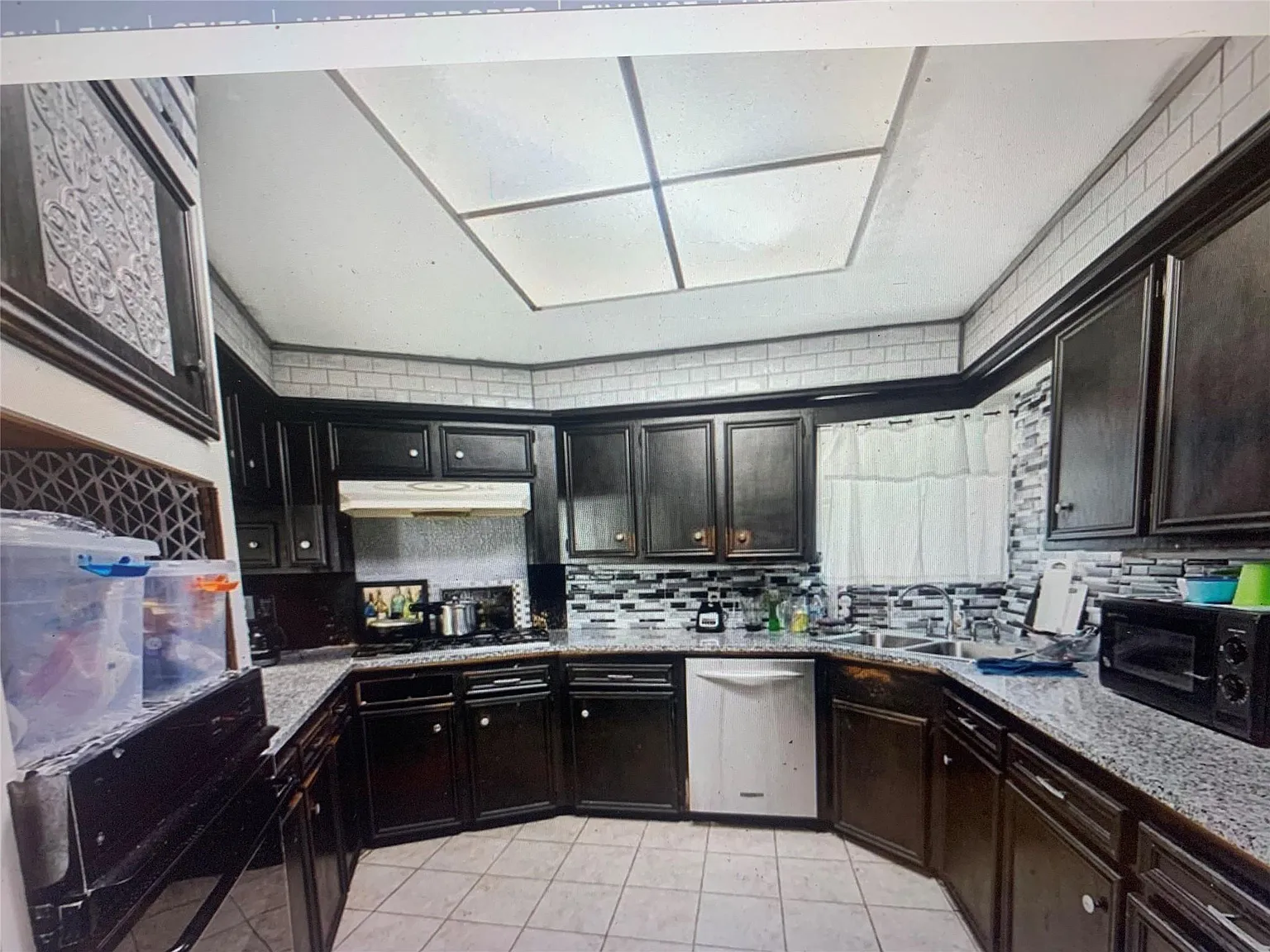 6 bed, 3.5 bath, 3480 sqft, $3,495 — Photo 4