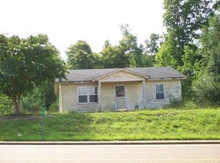 509 W Main St, Adamsville, TN 38310