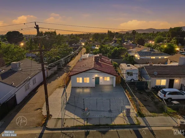 2324 N Kern St, Bakersfield, CA 93305