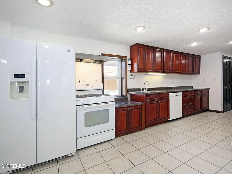 60 Matthews St #1 — Photo 10