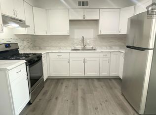 1302 N 48th Pl UNIT 4, Phoenix, AZ 85008