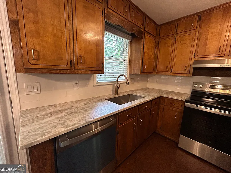 3075 Carlton Rd — Photo 6