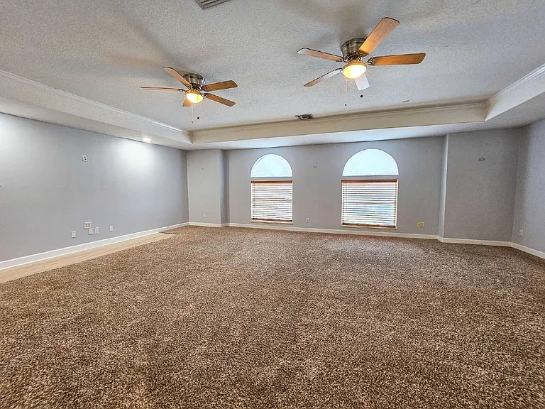 3621 Tipperary Dr — Photo 34