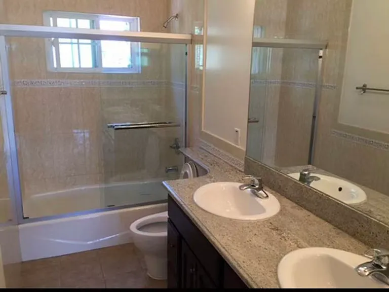 13736 Monterey Ave — Photo 9