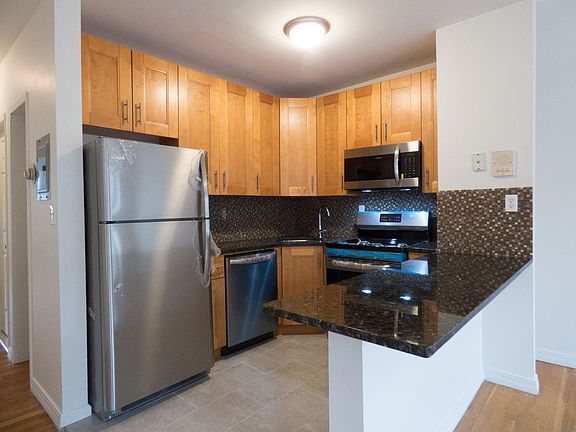 4th image of 484 5th Ave APT 2