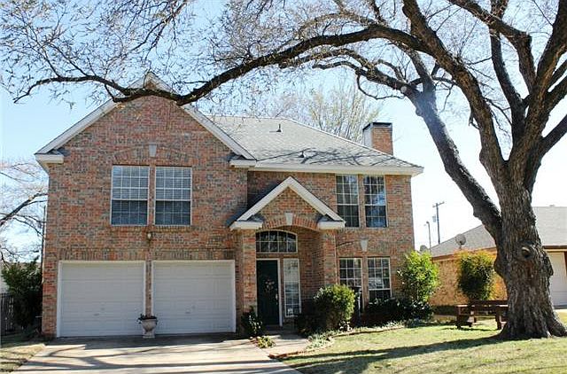 1st image of 106 Colonial Cir
