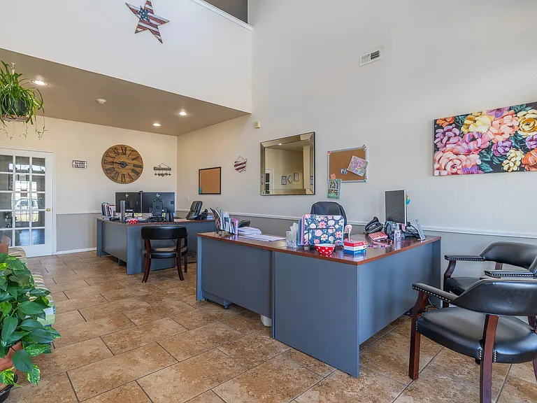 Leasing Office