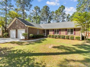 7783 Trappers Rd, Fayetteville, NC 28311