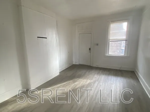 1048 Marshall Ave APT 5, Cincinnati, OH 45225