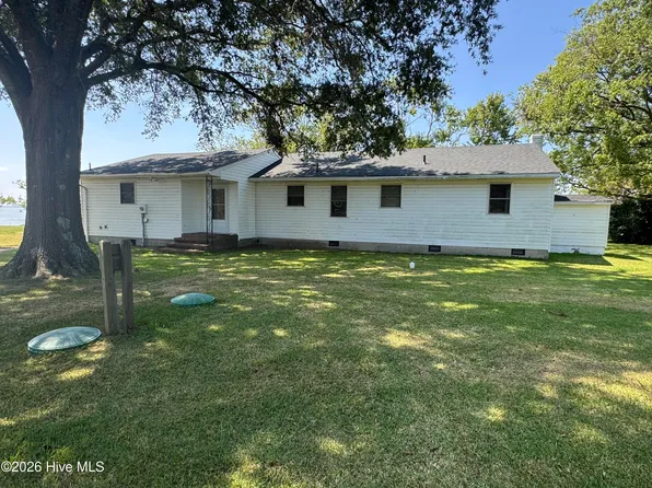 133 Ferryview Lane, Knotts Island, NC 27950