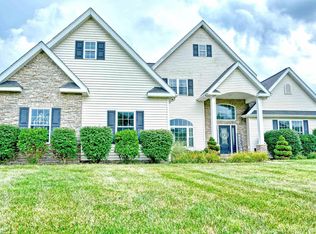 13097 Cochran Rd, Marion, IL 62959