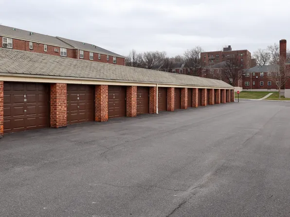 211-07 73rd Avenue image 5 of 6