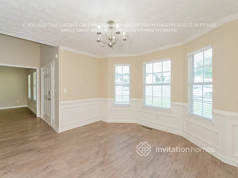 559 Michael Cir — Photo 6