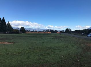 1750 Quail Ridge Rd, Lakeport, CA 95453