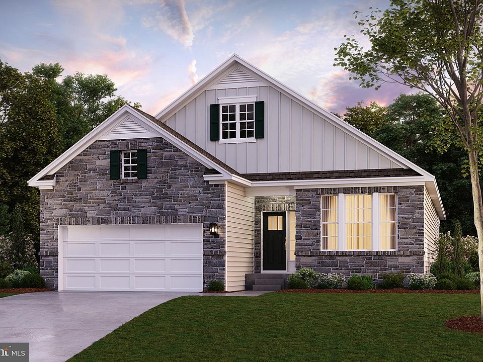 1st image of 100 Grasmere St