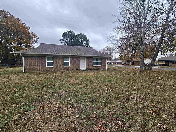2nd image of 10 Meadowlark Dr