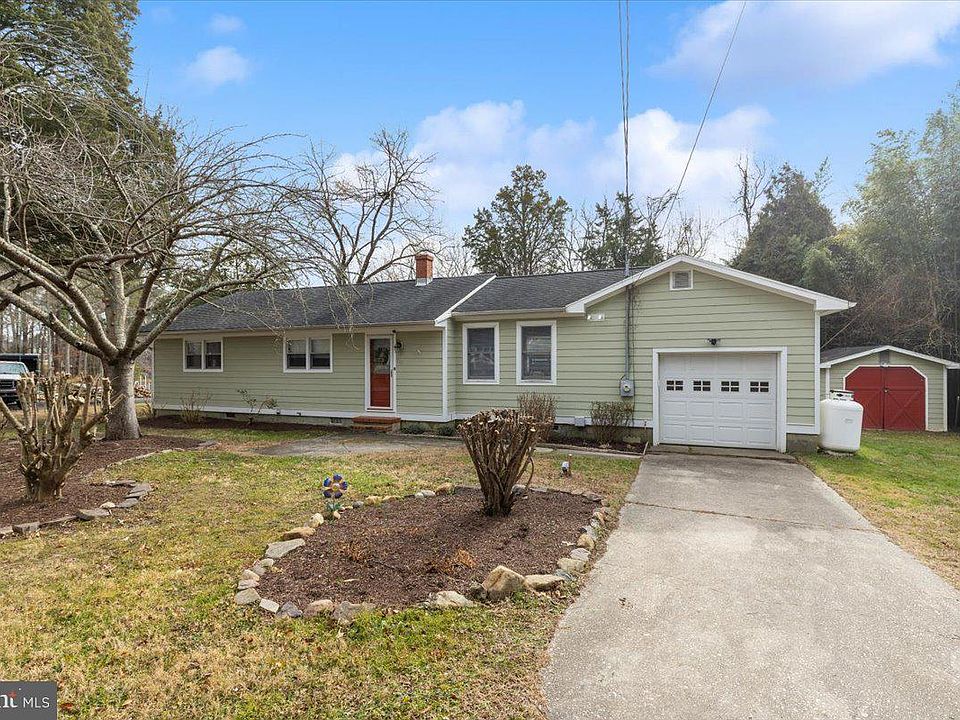 1st image of 110 Yewell Rd