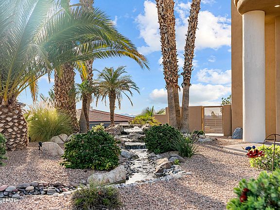 4th image of 2549 Bahia Hermosa