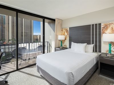 1850 Ala Moana Blvd #906, Honolulu, HI, 96815