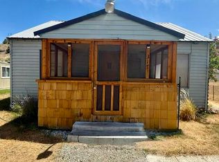 318 SW Brent Dr, John Day, OR 97845