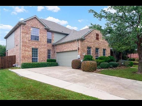 3rd image of 1308 Ashmore Dr
