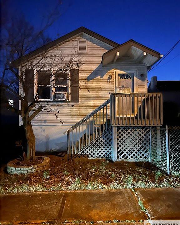 1st image of 143 Fiat Ave