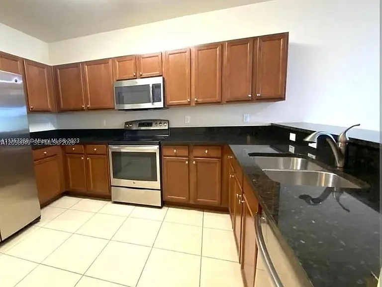 8930 NW 97th Ave #202 — Photo 2
