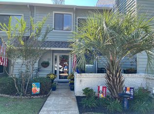 102 Shadow Moss Pl, North Myrtle Beach, SC 29582