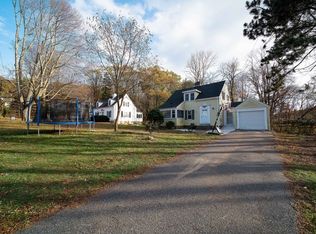 408 Lincoln St, Lexington, MA 02421