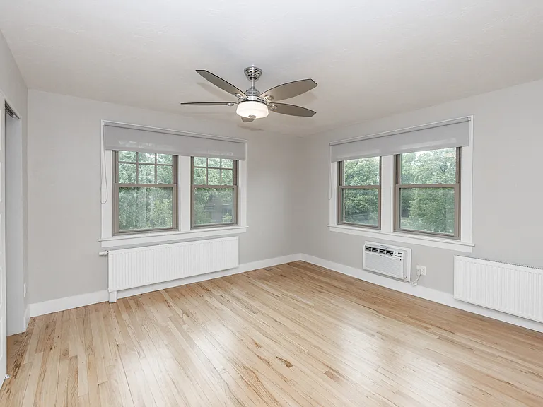777 N Corona St — Photo 27