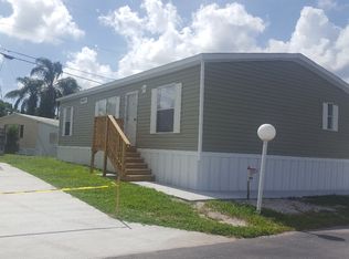 5 Rachael Rd, Greenacres, FL 33463