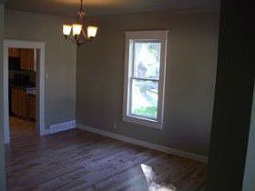 5th image of 724 E Roosevelt Ave