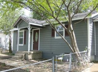 1600 Baxley St, Carrollton, TX 75006