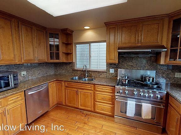 5th image of 105 Robinhood Dr