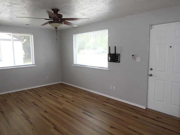 5th image of 12519 E Desmet Ave