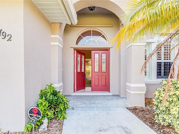 5th image of 2792 SE Bishop Ave