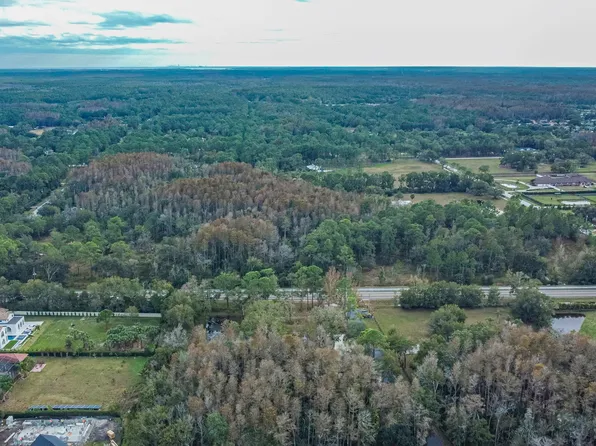 332 Ranch Rd, Tarpon Springs, FL 34688